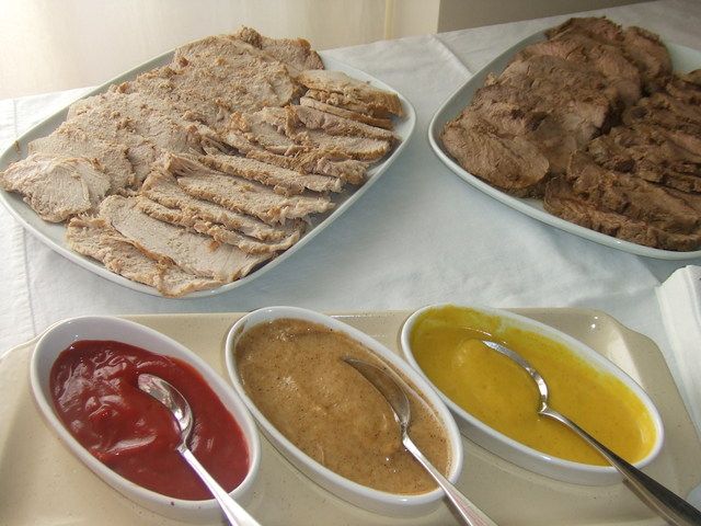 condimentando comidas