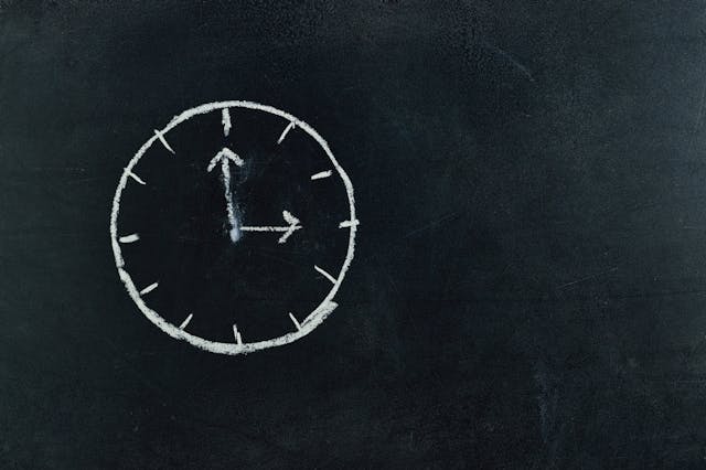 reloj dibujado